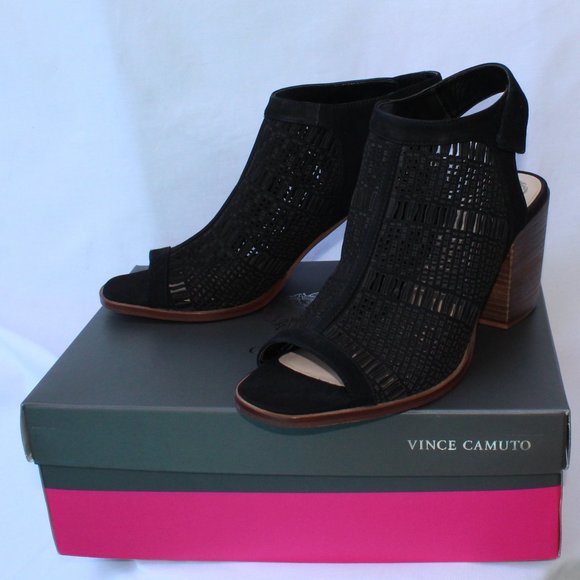 Vince Camuto Shoes - Picture 6 of 13